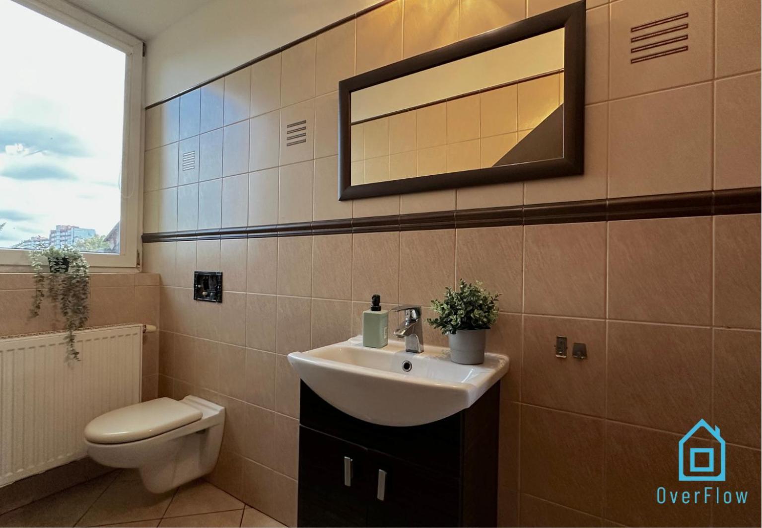 Purple Room - Charming Place, 15 Minutes To Gdansk Old Town & 5 Minutes To Seaside Exterior photo