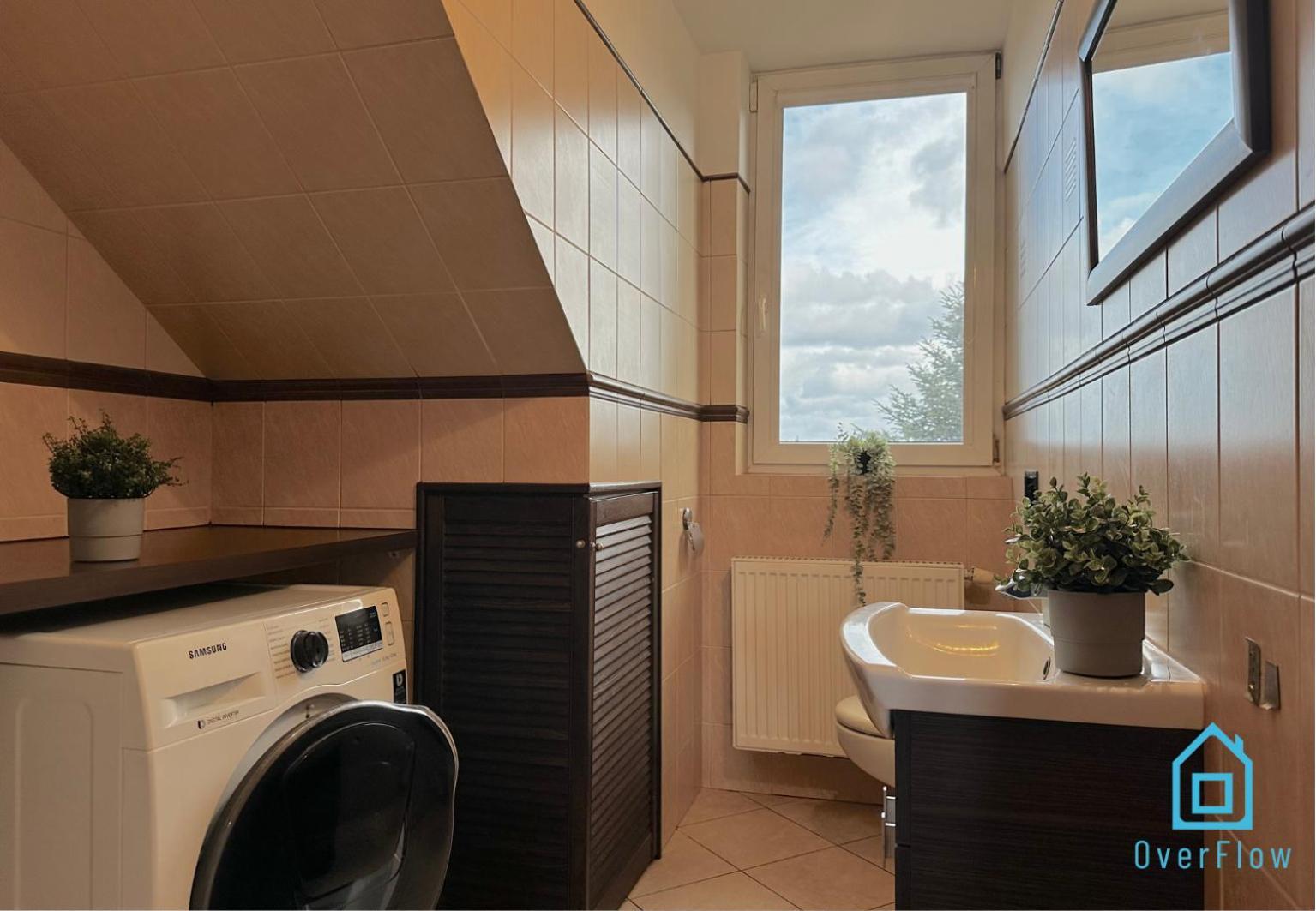 Purple Room - Charming Place, 15 Minutes To Gdansk Old Town & 5 Minutes To Seaside Exterior photo